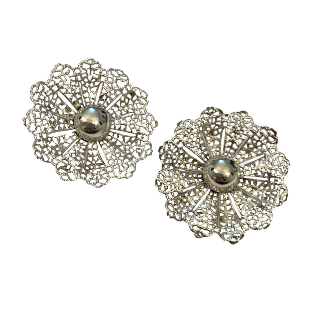 Vintage Metal Flower Clip-On Earrings
